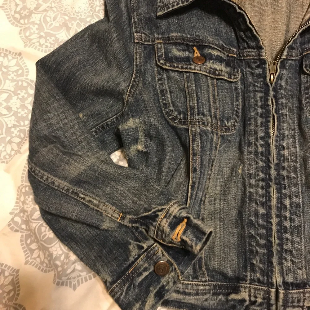 Ralph Lauren Sport Jean Jacket women’s Large distressed 3/4 sleeve - Picture 2 of 12